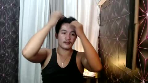 Snapshot of hunkylloyd chatting on 01-03-25, 04:33 hunkylloyd online show from 01-03-25, 04:33