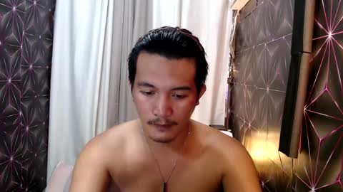 Snapshot of hunkylloyd chatting on 01-26-25, 02:03 hunkylloyd online show from 01-26-25, 02:03