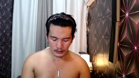 Snapshot of hunkylloyd chatting on 01-28-25, 06:49 hunkylloyd online show from 01-28-25, 06:49