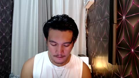 Snapshot of hunkylloyd chatting on 01-29-25, 11:41 hunkylloyd online show from 01-29-25, 11:41