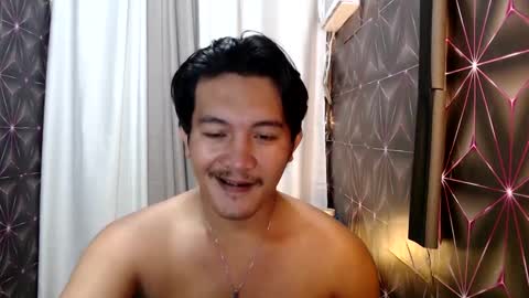 Snapshot of hunkylloyd chatting on 02-05-25, 09:50 hunkylloyd online show from 02-05-25, 09:50