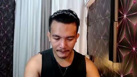 Snapshot of hunkylloyd chatting on 02-21-25, 02:50 hunkylloyd online show from 02-21-25, 02:50