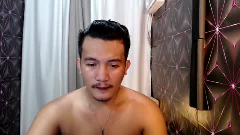 Snapshot of hunkylloyd chatting on 02-26-25, 05:09 hunkylloyd online show from 02-26-25, 05:09