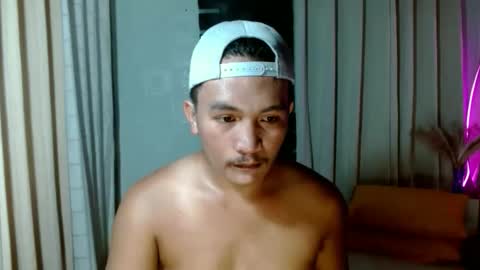 Snapshot of hunkylloyd chatting on 10-13-25, 05:18 hunkylloyd online show from 10-13-25, 05:18