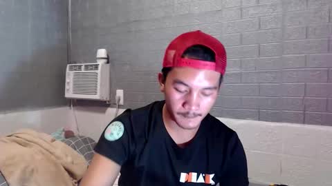 hunkylloyd online show from 04-12-26, 09:36