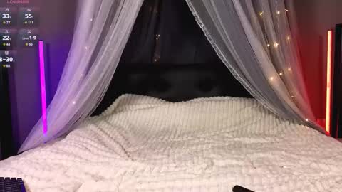 Hunter online show from 10-31-25, 03:24