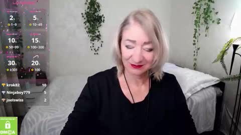 Snapshot of hunters_woman chatting on 10-10-25, 02:16 Irena online show from 10-10-25, 02:16
