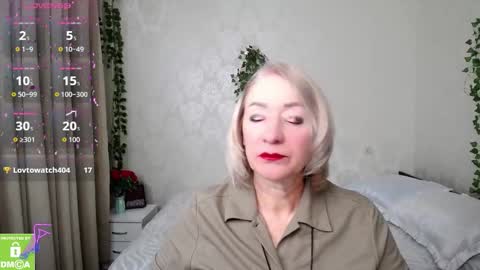 Snapshot of hunters_woman chatting on 10-13-25, 01:11 Irena online show from 10-13-25, 01:11