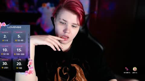 Snapshot of husk_ryan chatting on 01-18-25, 01:08 Ryan online show from 01-18-25, 01:08