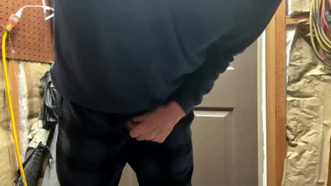 huskey300 online show from 02-16-25, 02:21