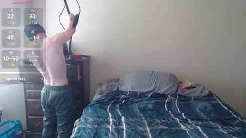 Husky Dad online show from 10-17-25, 11:40