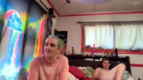 huskyclip70 online show from 05-13-26, 08:38