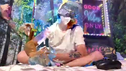 Snapshot of huskyclip70 chatting on 07-01-26, 02:57 huskyclip70 online show from 07-01-26, 02:57