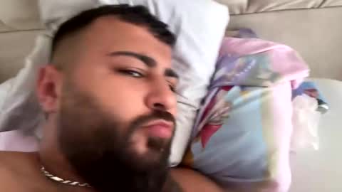 hut6969 online show from 10-21-25, 10:16