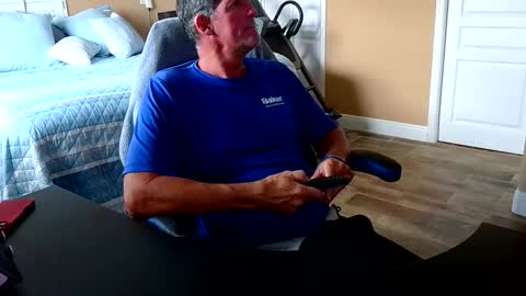 Snapshot of hvacstud4 chatting on 04-08-26, 07:14 hvacstud4 online show from 04-08-26, 07:14