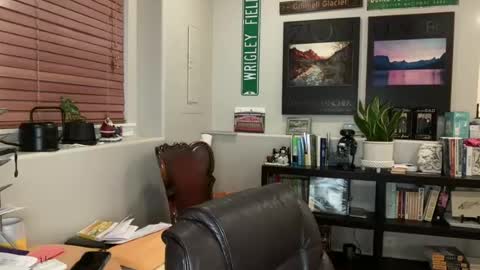 Snapshot of hvnter_fox chatting on 07-13-26, 09:01 hvnter_fox online show from 07-13-26, 09:01