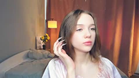 Snapshot of hwadwellingham chatting on 06-13-26, 07:17 Lily online show from 06-13-26, 07:17