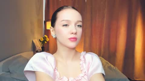 Snapshot of hwadwellingham chatting on 06-14-26, 07:10 Lily online show from 06-14-26, 07:10