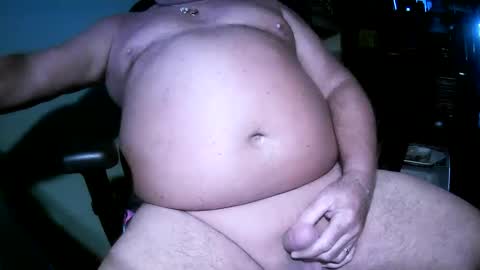 Snapshot of hwait121 chatting on 09-30-25, 04:23 hwait121 online show from 09-30-25, 04:23