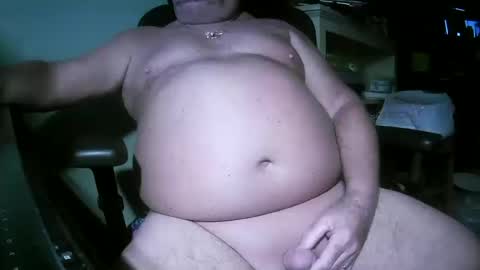 Snapshot of hwait121 chatting on 10-11-25, 08:29 hwait121 online show from 10-11-25, 08:29