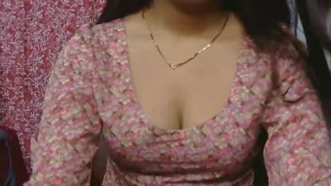 Snapshot of hy_siry chatting on 05-05-26, 06:32 Siry online show from 05-05-26, 06:32