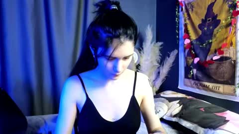 Snapshot of hyeon_jin chatting on 02-13-25, 08:55 Hyeon Jin online show from 02-13-25, 08:55