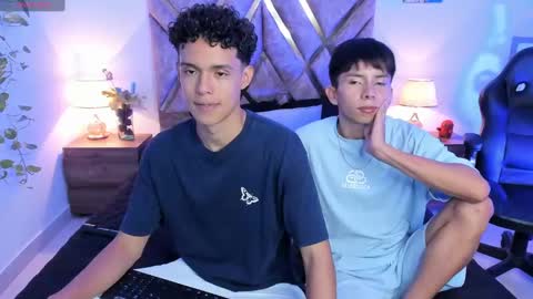 Son Hyunjin online show from 09-28-25, 06:13