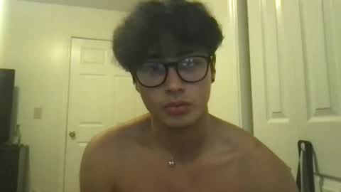 hyunluv online show from 09-27-25, 05:12