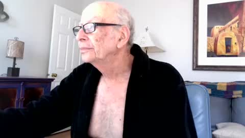 i12cuu12c2 online show from 10-11-25, 01:53