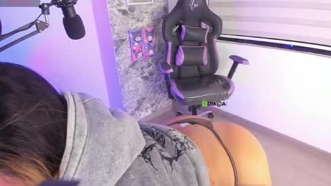 Ari online show from 03-22-26, 02:04