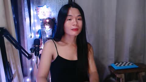 Kim online show from 01-05-26, 05:49