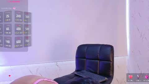 Snapshot of i_am_hanna chatting on 07-26-26, 07:54 Tell Me Hanna online show from 07-26-26, 07:54