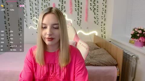 Mia nice to meet you online show from 10-30-25, 01:12