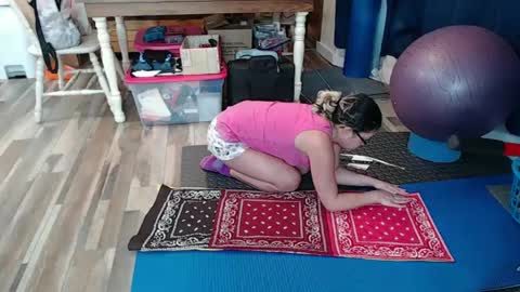 Snapshot of i_fetishize_u chatting on 02-07-25, 10:20 ShortStuff online show from 02-07-25, 10:20