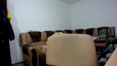 Snapshot of i_like_older_men chatting on 03-10-26, 06:29 i_like_older_men online show from 03-10-26, 06:29
