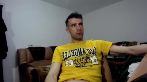 Snapshot of i_like_older_men chatting on 03-28-26, 07:41 i_like_older_men online show from 03-28-26, 07:41