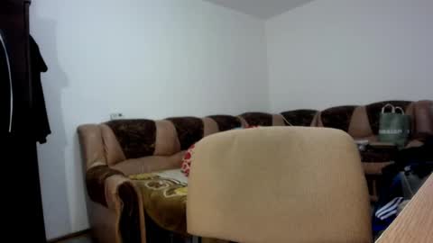 Snapshot of i_like_older_men chatting on 04-07-26, 06:03 i_like_older_men online show from 04-07-26, 06:03