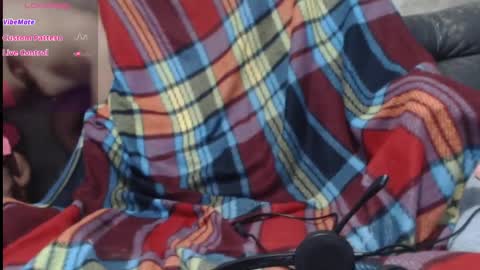 Snapshot of i_love_finger_pussy chatting on 04-06-26, 09:10 jeane online show from 04-06-26, 09:10