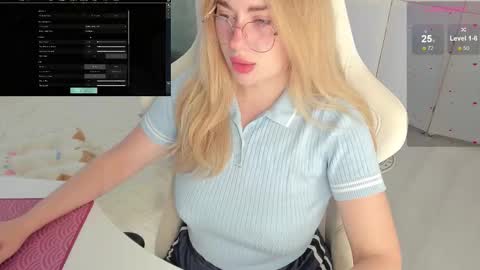 Snapshot of i_want_you_eva chatting on 10-11-25, 07:07 HiI am  EvaPVT is open  online show from 10-11-25, 07:07