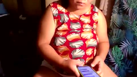 Snapshot of iam_jana chatting on 12-14-25, 12:38 iam_jana online show from 12-14-25, 12:38