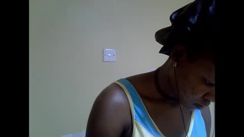 Snapshot of iam_nisa chatting on 02-08-26, 09:45 iam_nisa online show from 02-08-26, 09:45