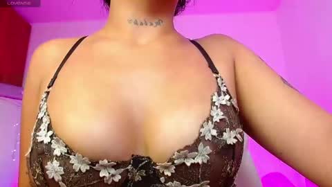 Snapshot of iam_salomex chatting on 02-23-25, 03:08 Salo online show from 02-23-25, 03:08