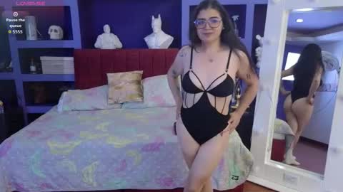 Snapshot of iam_sammy_01 chatting on 01-15-26, 12:21 Sammy online show from 01-15-26, 12:21