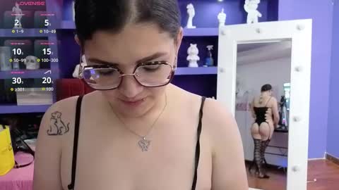 Snapshot of iam_sammy_01 chatting on 02-02-26, 12:37 Sammy online show from 02-02-26, 12:37