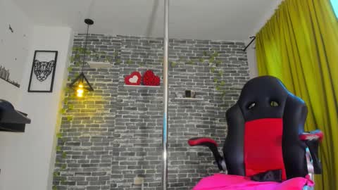 Snapshot of iam_samy chatting on 01-04-25, 05:58 Samy online show from 01-04-25, 05:58