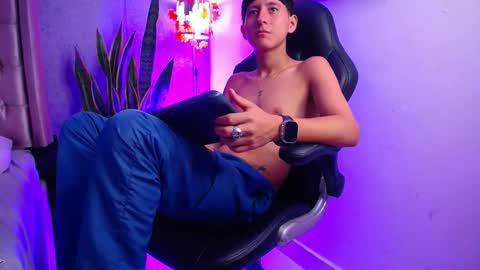 Snapshot of iam_smiths chatting on 03-03-26, 01:06 I A M S M I T H S online show from 03-03-26, 01:06