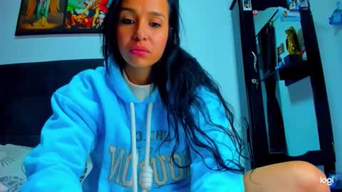 Snapshot of iam_your_fantasy chatting on 10-31-25, 12:11 iam_your_fantasy online show from 10-31-25, 12:11