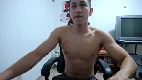 iam_yourbabyprincess_xd online show from 10-08-25, 04:21