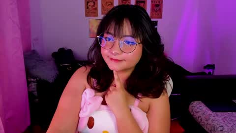 Zoe 3 online show from 03-23-26, 12:58