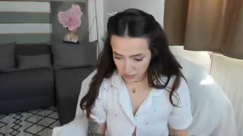 Baby Gal online show from 05-26-26, 07:15